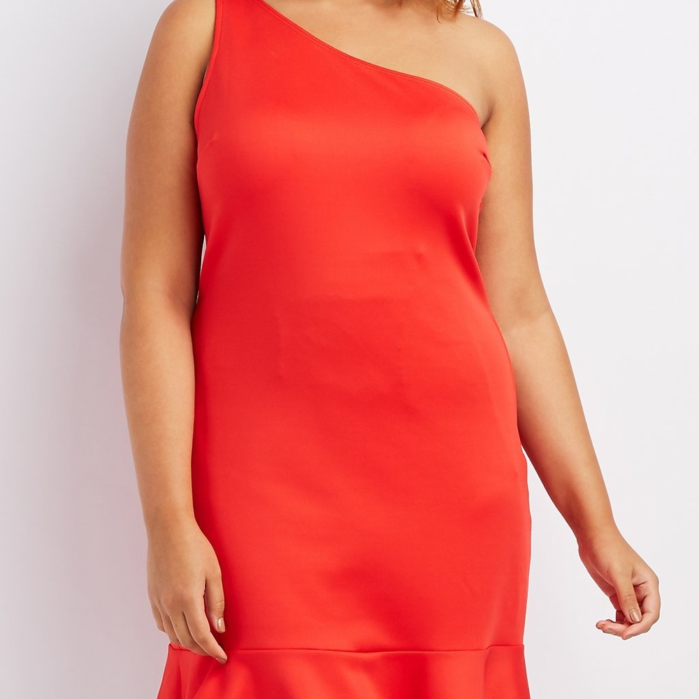 🌈HOST PICK🌈Shoulder Ruffle-Trim Bodycon
